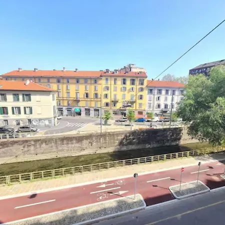 Naviglio Breeze Apartment *